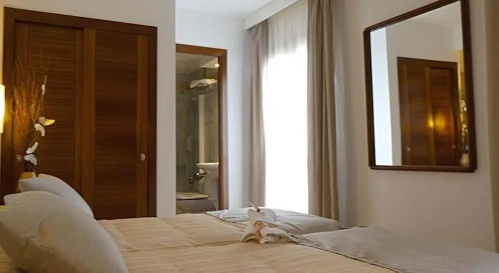 Hostel Sagitario Hostal Ciutadella Spain