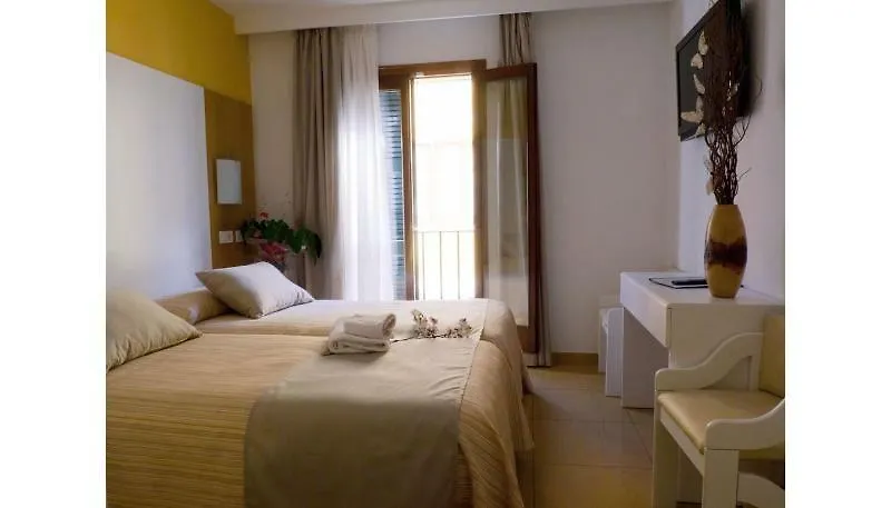 Sagitario Hostal Ciutadella